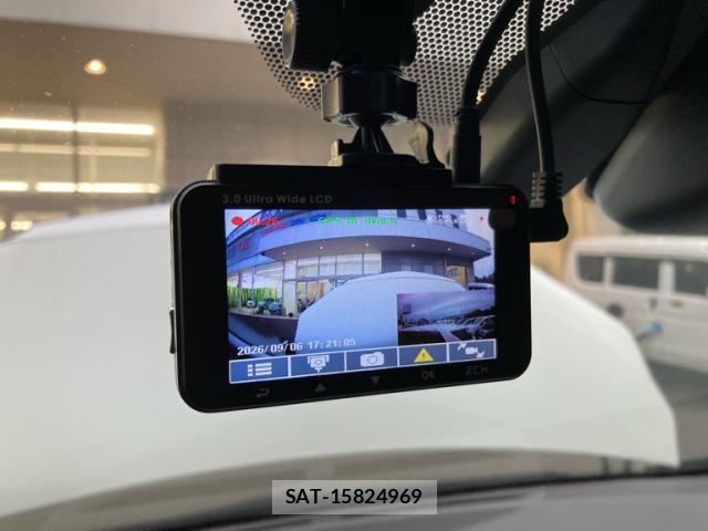 Toyota ALPHARD HYBRID 2018-07 8740284-26