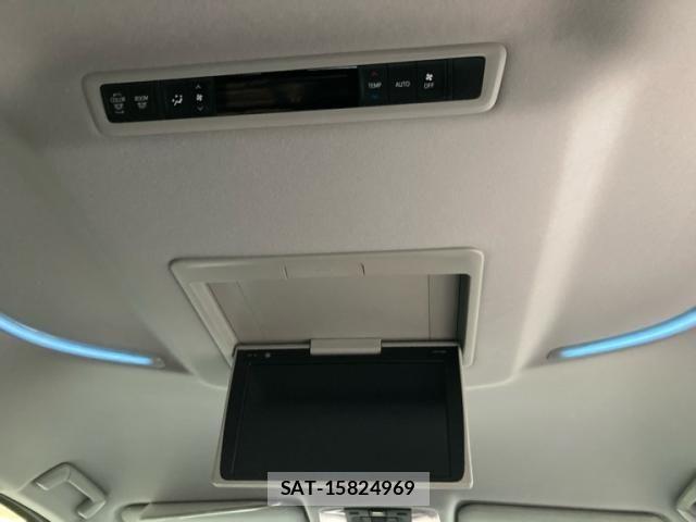 Toyota ALPHARD HYBRID 2018-07 8740284-27