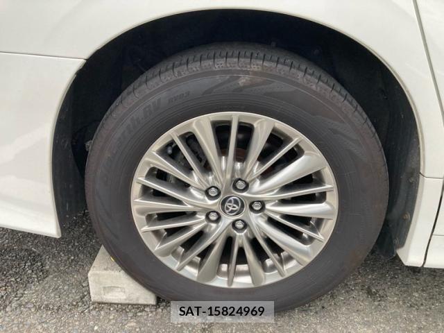 Toyota ALPHARD HYBRID 2018-07 8740284-8