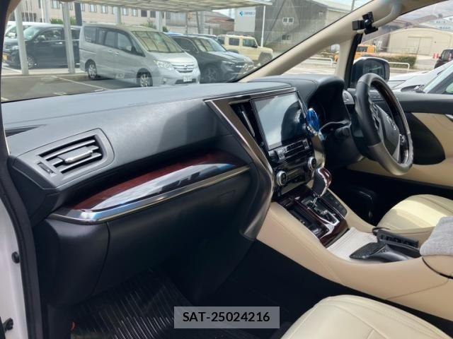 Toyota ALPHARD HYBRID 2017-07 8740283-11