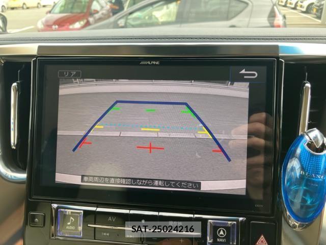Toyota ALPHARD HYBRID 2017-07 8740283-22