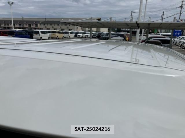 Toyota ALPHARD HYBRID 2017-07 8740283-5