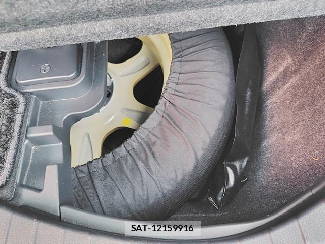 Toyota ALPHARD HYBRID 2024-01 8740255-28