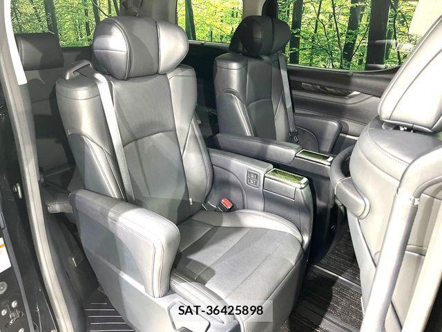 Toyota ALPHARD HYBRID 2016-06 8779397-9