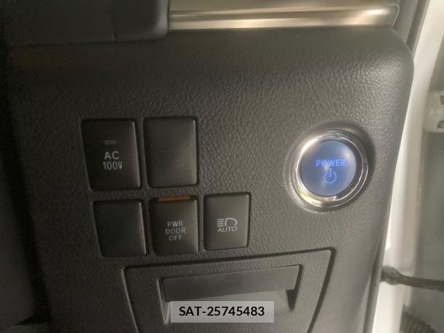 Toyota ALPHARD HYBRID 2021-11 8779394-18