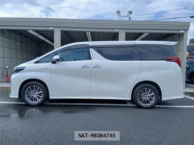 Toyota ALPHARD HYBRID 2018-09 8795184-9