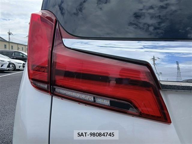 Toyota ALPHARD HYBRID 2018-09 8795184-26