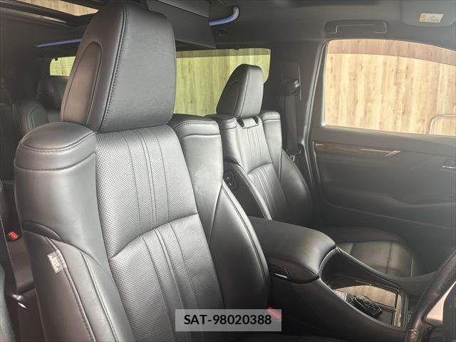 Toyota ALPHARD HYBRID 2021-08 8848137-9