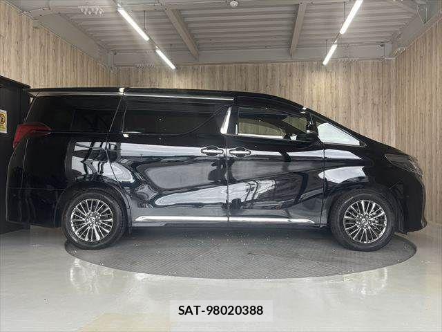 Toyota ALPHARD HYBRID 2021-08 8848137-18