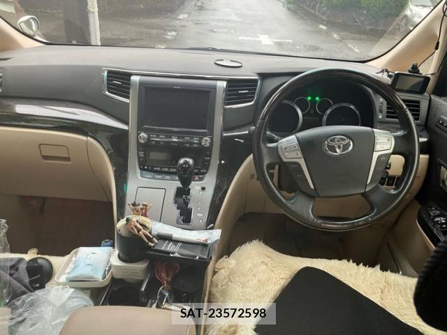 Toyota ALPHARD HYBRID 2013-09 8848140-19