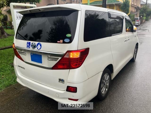Toyota ALPHARD HYBRID 2013-09 8848140-2