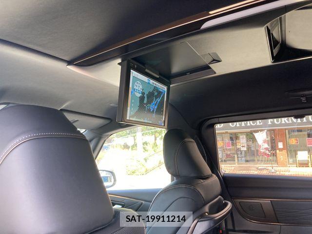 Toyota ALPHARD HYBRID 2024-01 8848133-19