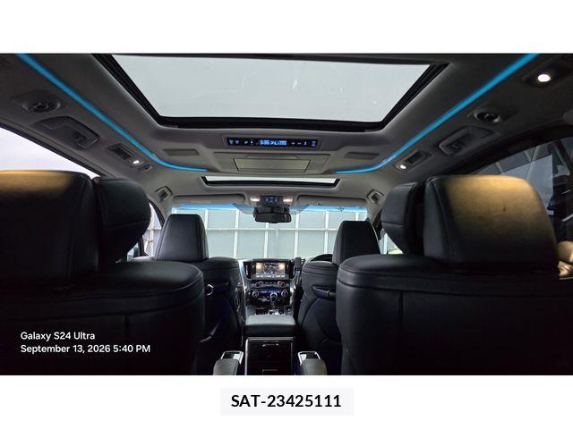 Toyota ALPHARD HYBRID 2018-11 8848136-9