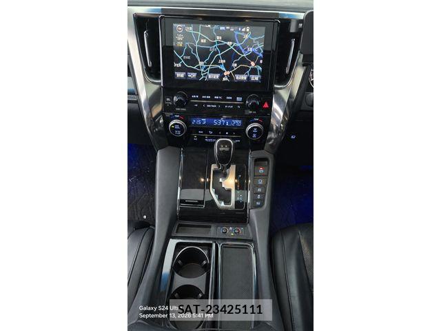 Toyota ALPHARD HYBRID 2018-11 8848136-11