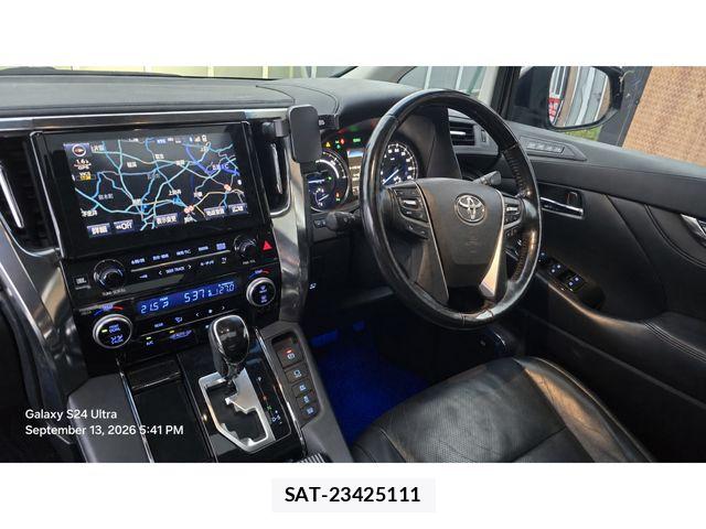 Toyota ALPHARD HYBRID 2018-11 8848136-1
