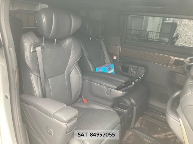 Toyota ALPHARD HYBRID 2024-01 8848129-24