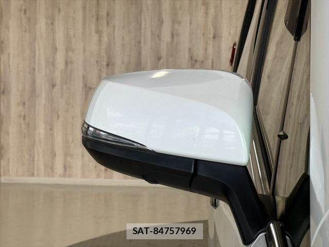 Toyota ALPHARD HYBRID 2015-09 8870378-28