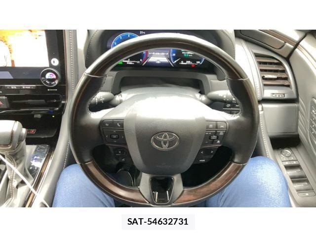 Toyota ALPHARD HYBRID 2023-11 8870377-11