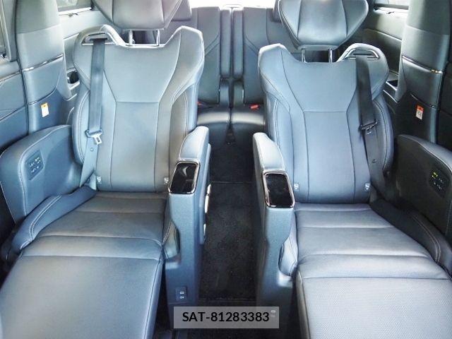 Toyota ALPHARD HYBRID 2023-10 8870376-14