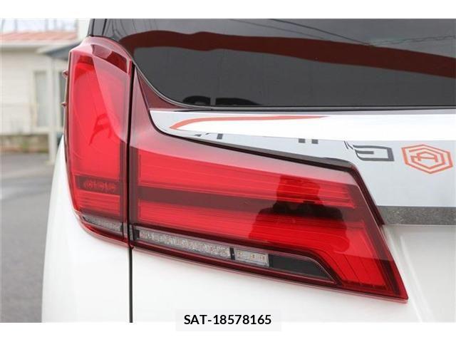 Toyota ALPHARD HYBRID 2018-11 8878569-16