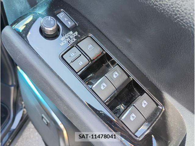 Toyota ALPHARD HYBRID 2015-11 8878570-19