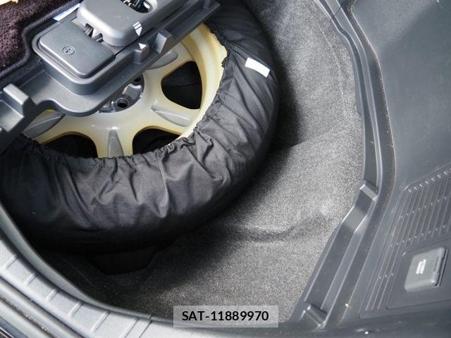 Toyota ALPHARD HYBRID 2024-09 8878554-19