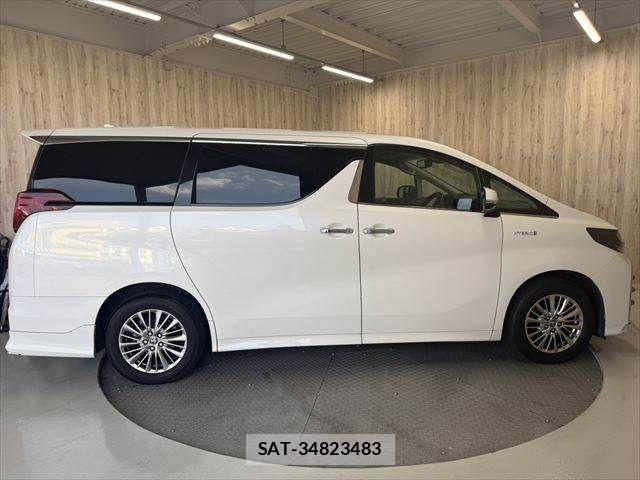 Toyota ALPHARD HYBRID 2020-06 8878571-19