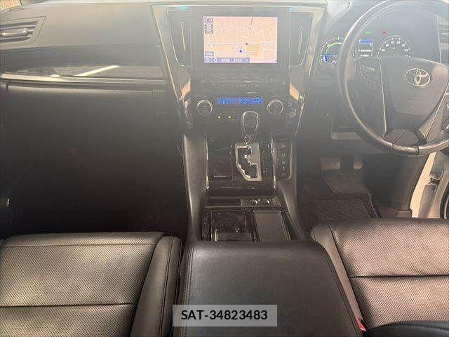 Toyota ALPHARD HYBRID 2020-06 8878571-2