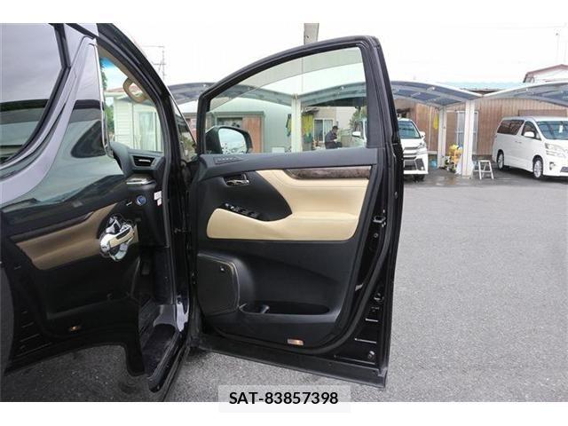 Toyota ALPHARD HYBRID 2021-07 8878568-24