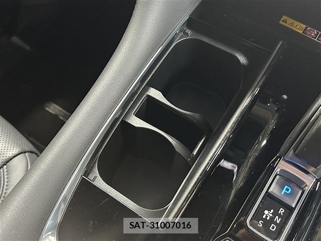 Toyota ALPHARD HYBRID 2024-04 8878556-23