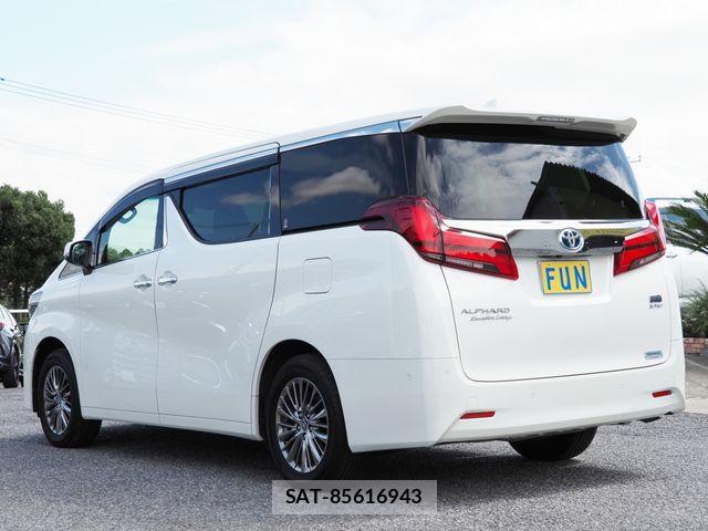 Toyota ALPHARD HYBRID 2022-04 8878558-5