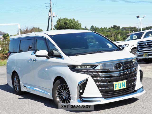 Toyota ALPHARD HYBRID 2024-01 8878555-2