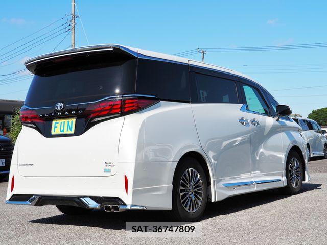 Toyota ALPHARD HYBRID 2024-01 8878555-4