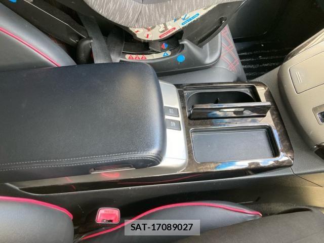 Toyota ALPHARD HYBRID 2012-03 8878579-21