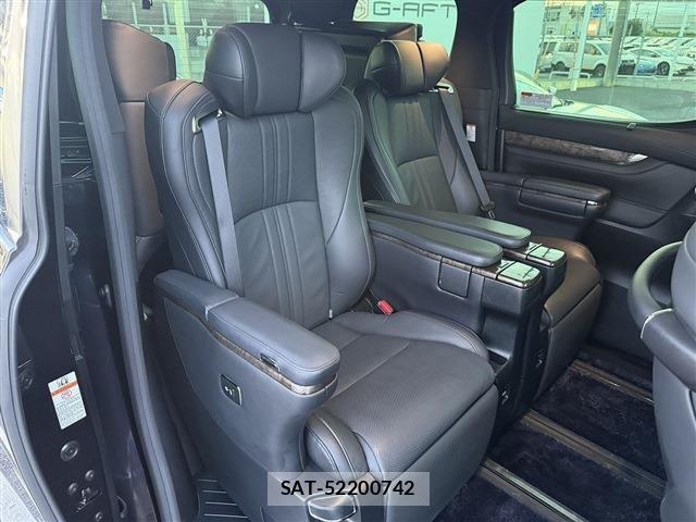 Toyota ALPHARD HYBRID 2020-03 8878567-14