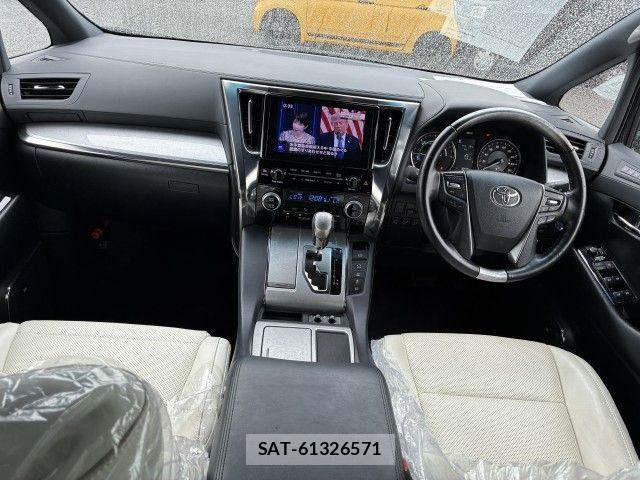 Toyota ALPHARD HYBRID 2019-05 8878560-2