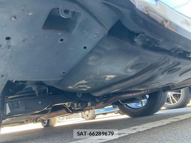 Toyota ALPHARD HYBRID 2018-01 8883255-10