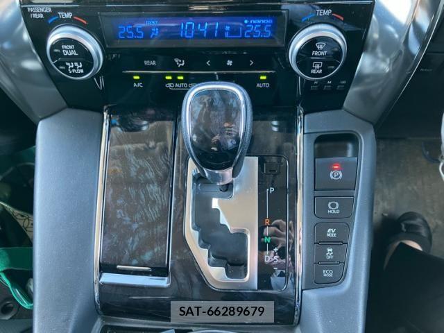 Toyota ALPHARD HYBRID 2018-01 8883255-23
