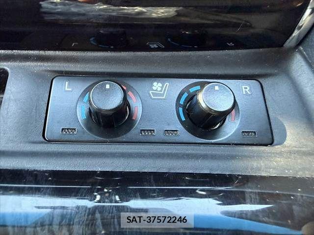Toyota ALPHARD HYBRID 2018-11 8883256-26
