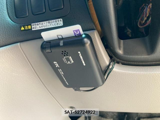 Toyota ALPHARD 2006-09 8157905-19