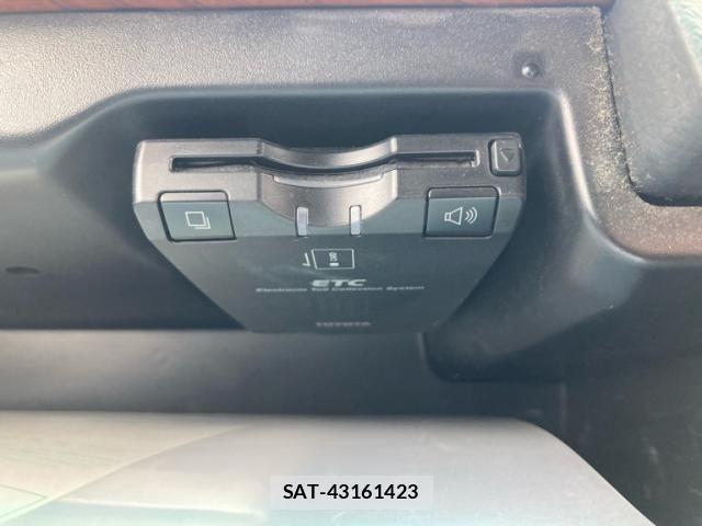 Toyota ALPHARD 2008-03 8657903-23