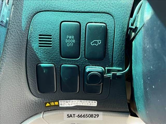Toyota ALPHARD 2008-03 8665769-26