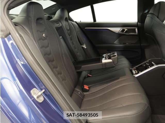 Bmw Alpina B8 2021-12 8779404-14