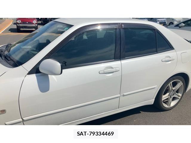 Toyota ALTEZZA 2003-06 6901687-3