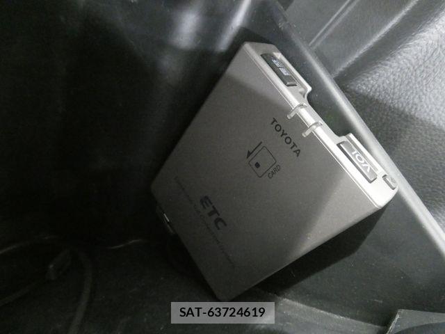 Toyota ALTEZZA 1999-01 7720386-23