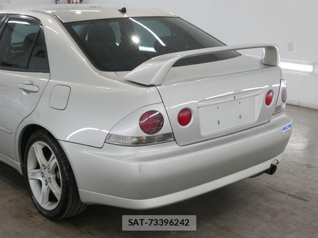 Toyota ALTEZZA 1998-12 8072739-8