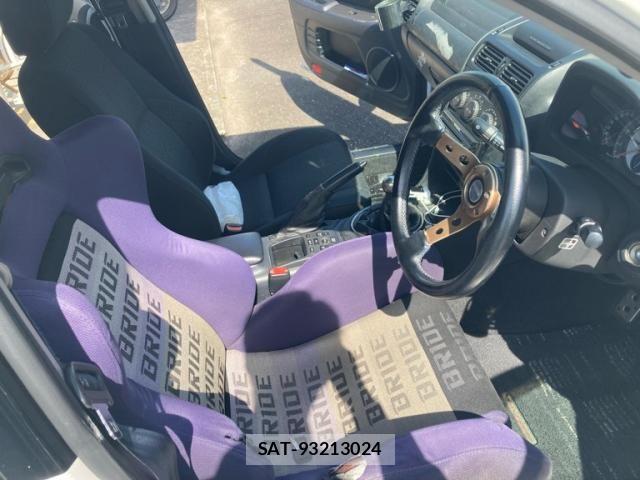 Toyota ALTEZZA 2002-01 8312858-11