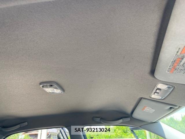 Toyota ALTEZZA 2002-01 8312858-16