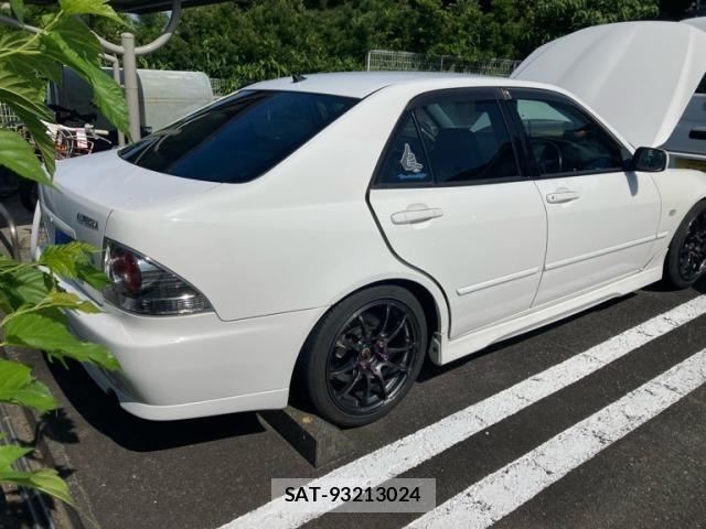 Toyota ALTEZZA 2002-01 8312858-3