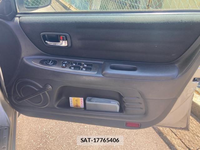 Toyota ALTEZZA 1999-11 8353858-11